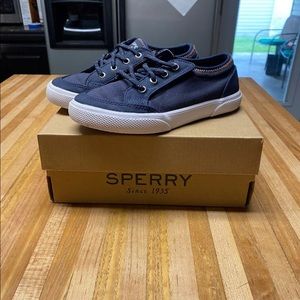 Boys Sperry sliders